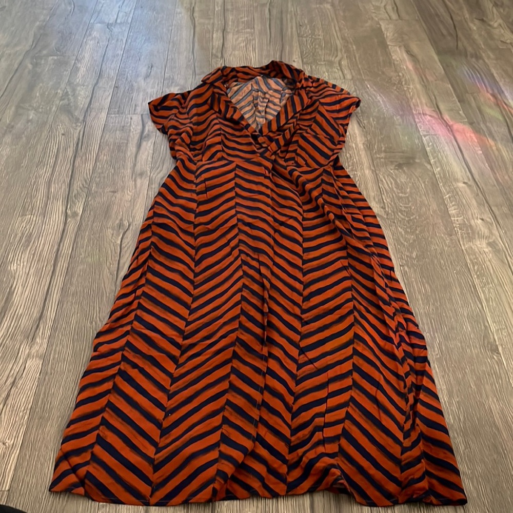 Patterned midi dress